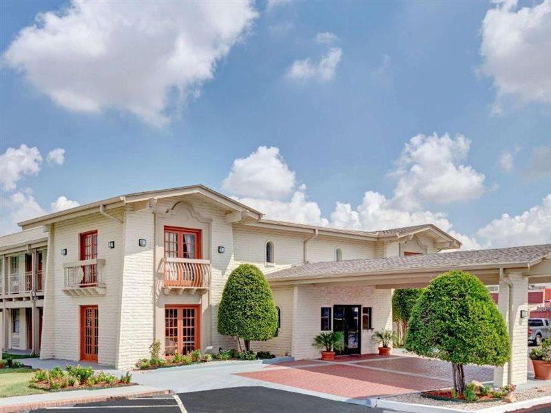 Travelodge By Wyndham North Richland Hills/Dallas/Ft Worth Extérieur photo