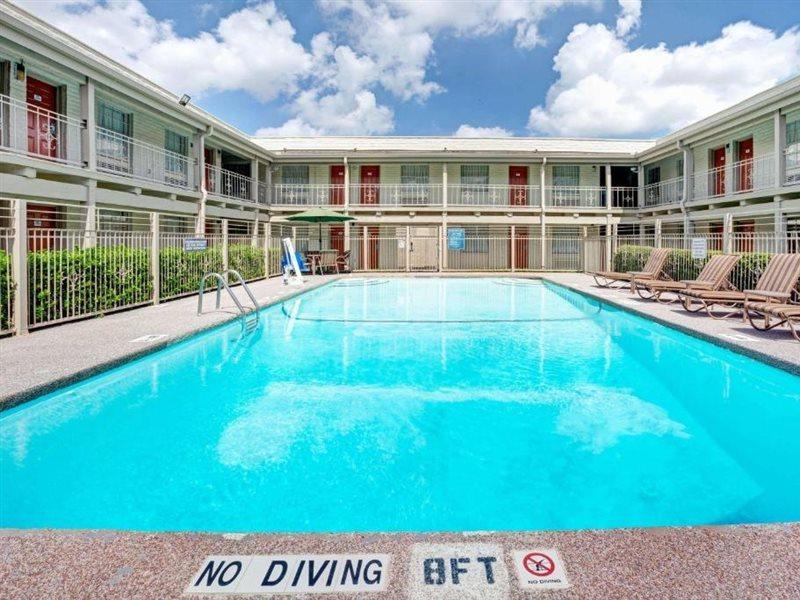 Travelodge By Wyndham North Richland Hills/Dallas/Ft Worth Extérieur photo